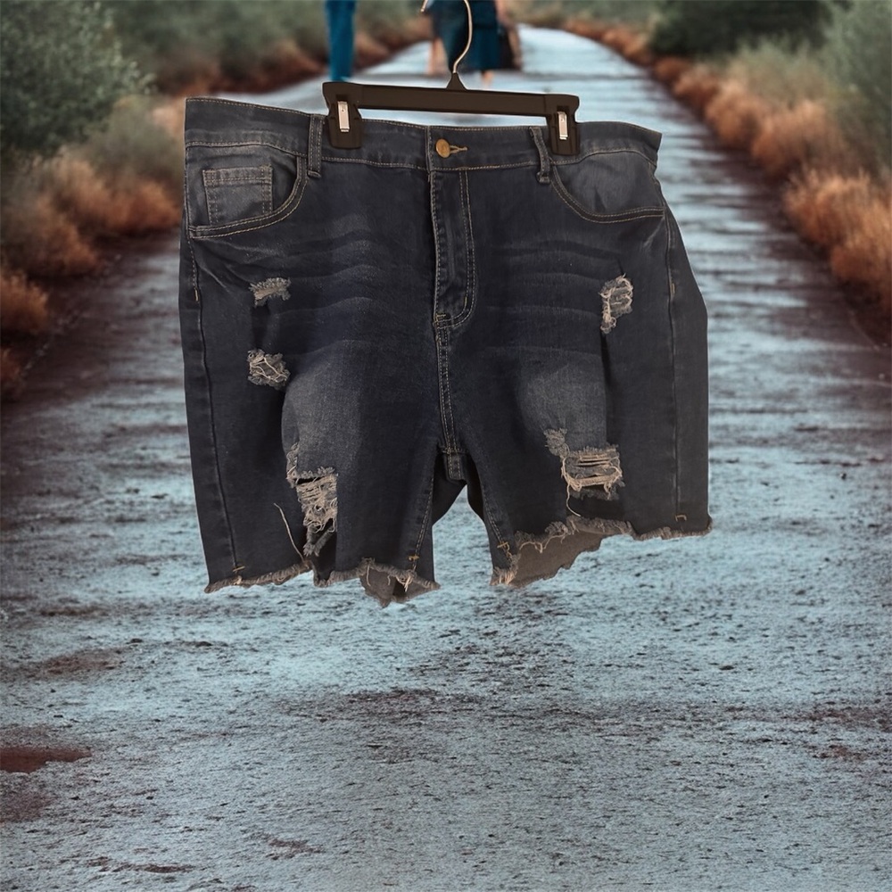 Distressed Denim Shorts - Picture 5 of 10